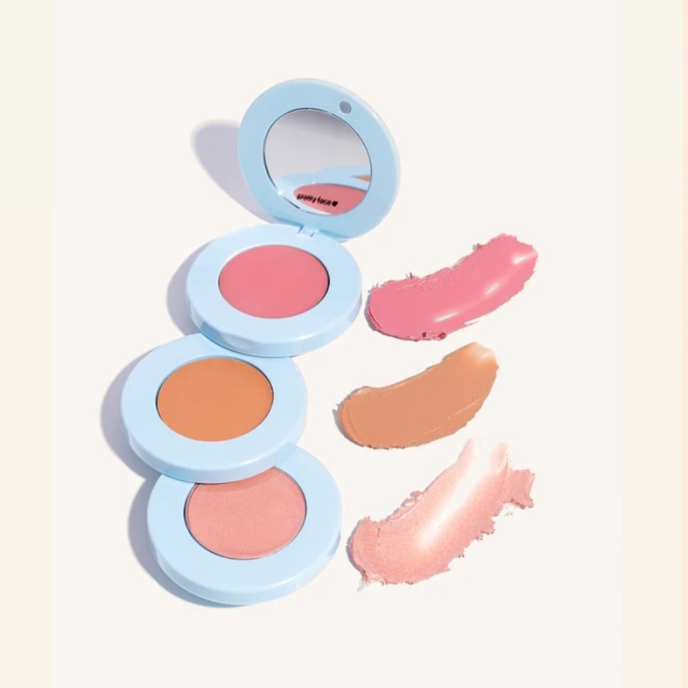 Highlight, Blush & Contour - Picture 2 of 2